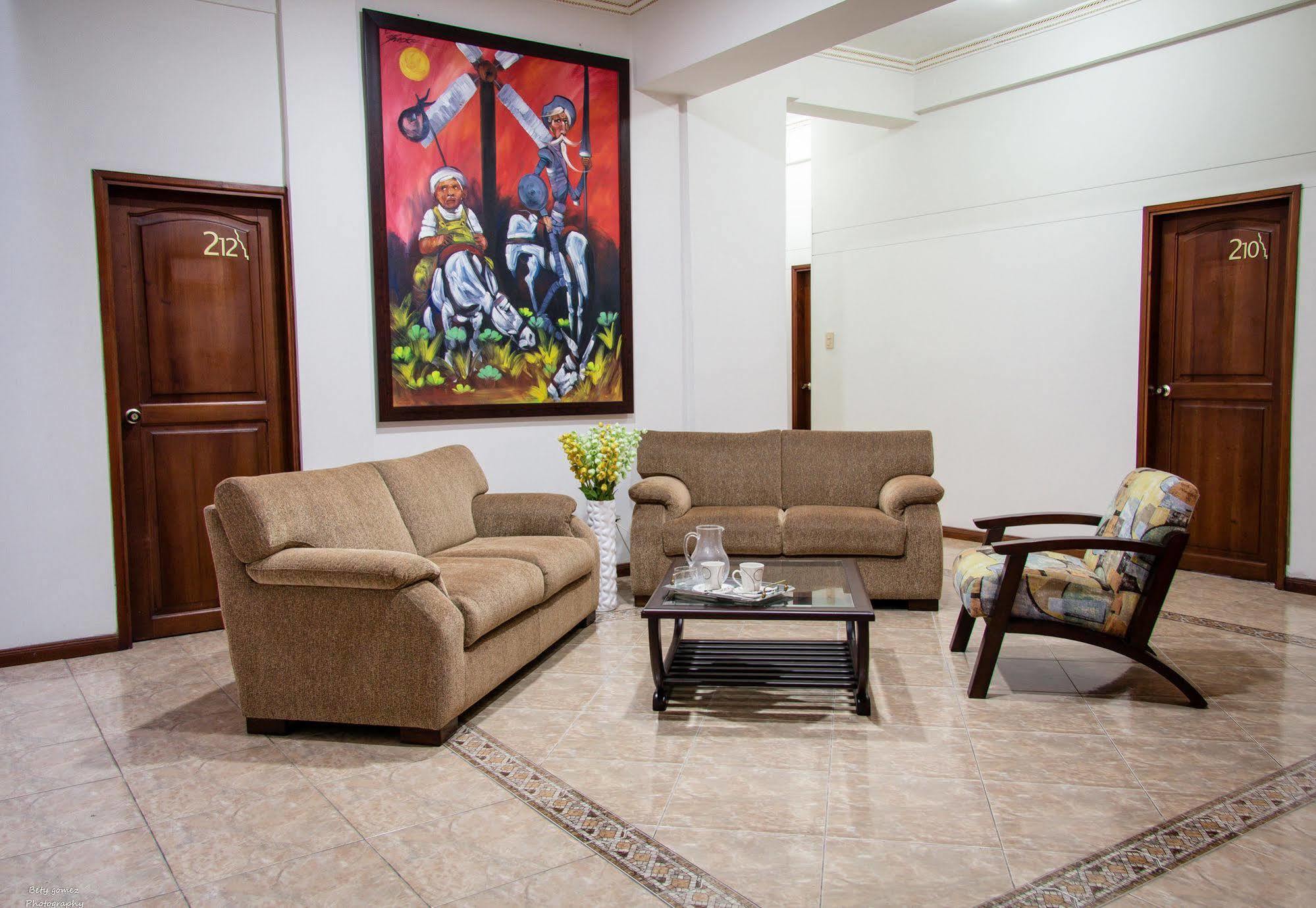 פריירה Hotel 721 מראה חיצוני תמונה